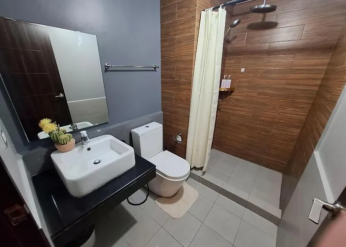 Ample 1br Balcony -40sqm -pet -parking -moa,picc,ccp,wtc