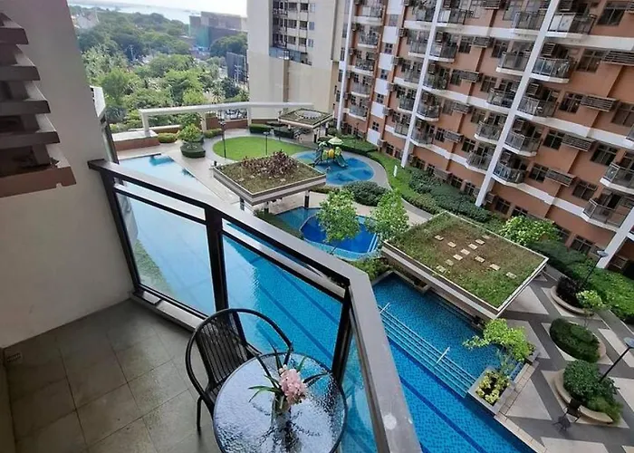 Ample 1br Balcony -40sqm -pet -parking -moa,picc,ccp,wtc *