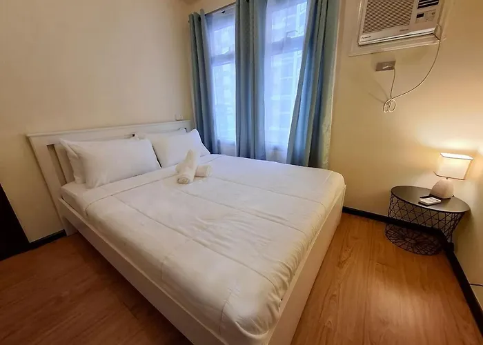 Ample 1br Balcony -40sqm -pet -parking -moa,picc,ccp,wtc