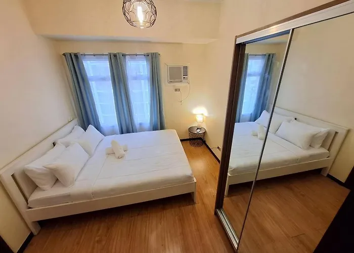 Ample 1Br Balcony -40Sqm -4Pax -Pet -Parking -Moa,Picc,Wtc,Airport شقة مانيلا