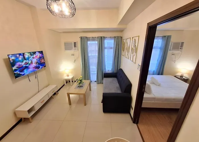 Ample 1br Balcony -40sqm -pet -parking -moa,picc,ccp,wtc *