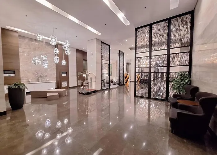 Ample 1Br Balcony -40Sqm -4Pax -Pet -Parking -Moa,Picc,Wtc,Airport