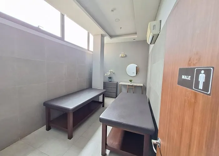 Ample 1br Balcony -40sqm -pet -parking -moa,picc,ccp,wtc * Manila