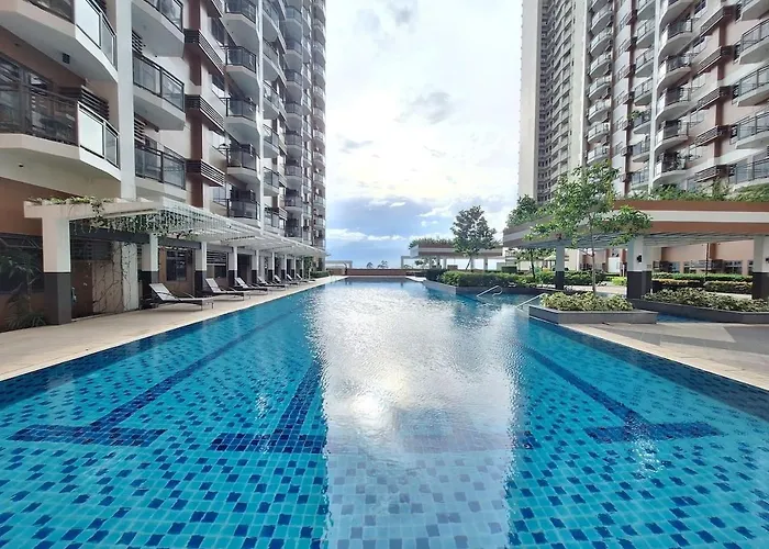 Ample 1Br Balcony -40Sqm -4Pax -Pet -Parking -Moa,Picc,Wtc,Airport شقة *