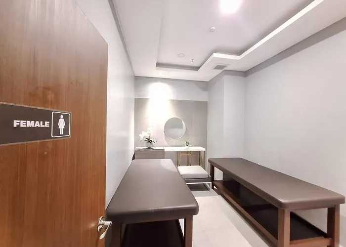 Ample 1Br Balcony -40Sqm -4Pax -Pet -Parking -Moa,Picc,Wtc,Airport شقة *