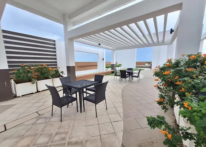 شقة Ample 1Br Balcony -40Sqm -4Pax -Pet -Parking -Moa,Picc,Wtc,Airport مانيلا